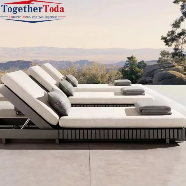 Modern Patio Lounger